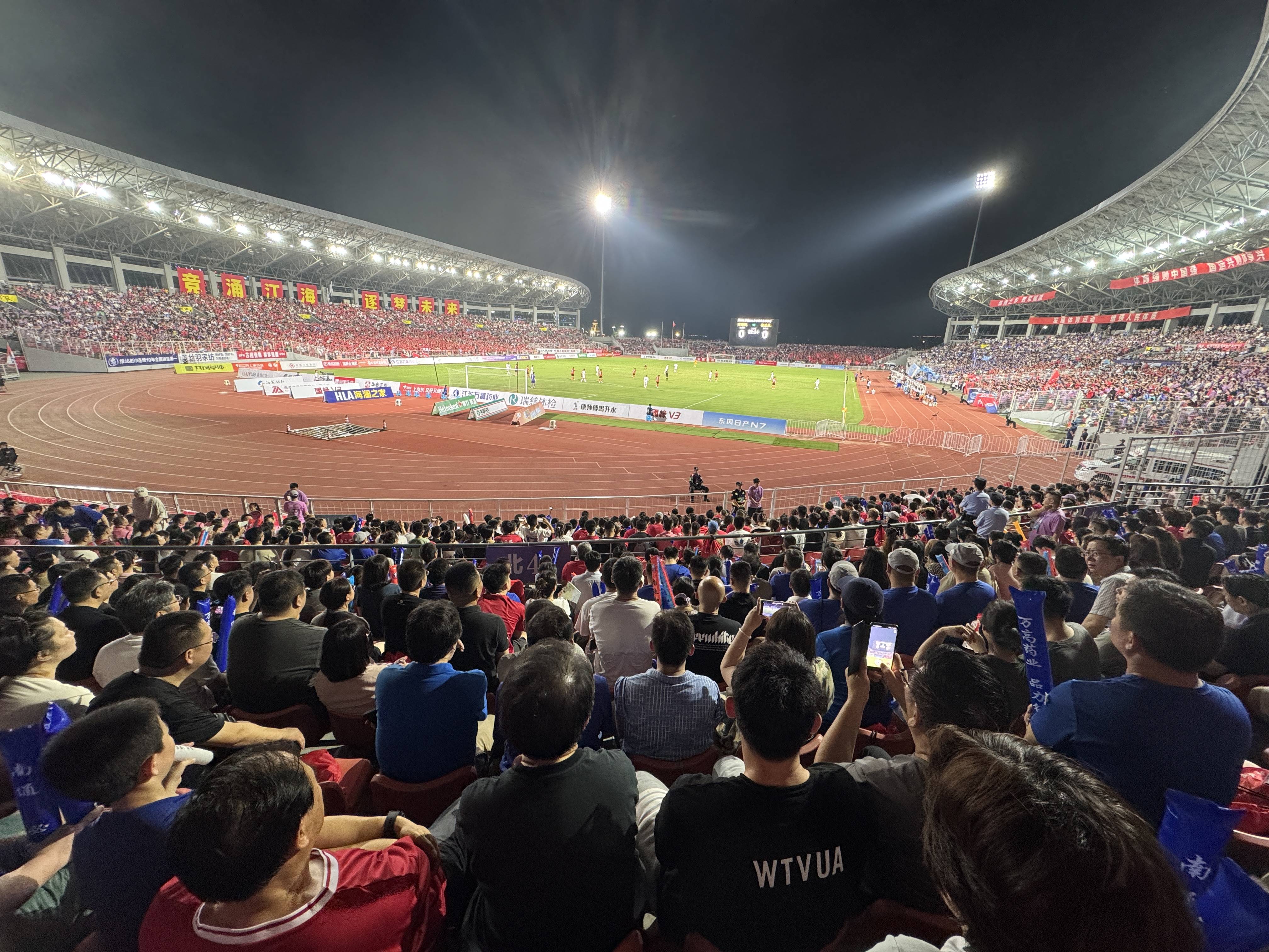 球队士气高涨，备战重要比赛
