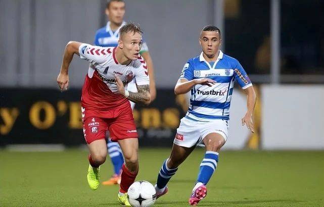 马赛在对阵波尔图比赛中取得引人注目的胜利 马赛在对阵波尔图比赛中取得引人注目的胜利