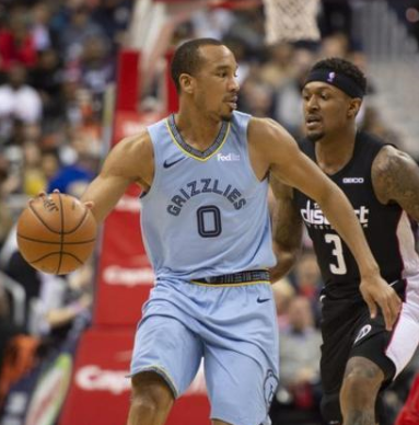 包含魔术翻盘加拿大男篮，布拉德利惊艳世界的词条