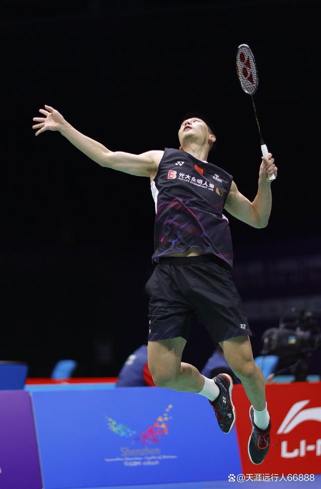 关于羽毛球球员突破自我,表现堪称完美的信息 关于羽毛球球员突破自我,表现堪称完美的信息